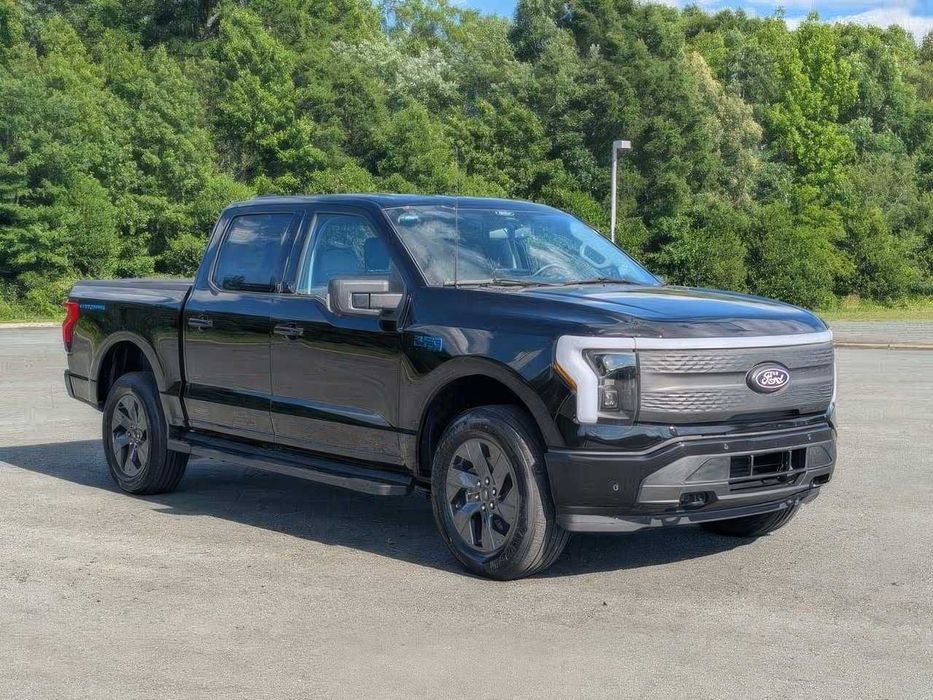 Ford F-150      2025