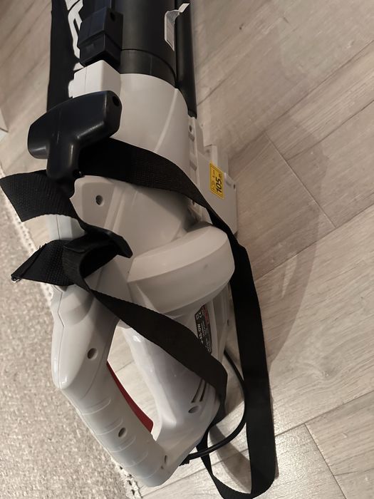 Odkurzacz elektryczny ogrodowy z funkcją dmuchawy NAC