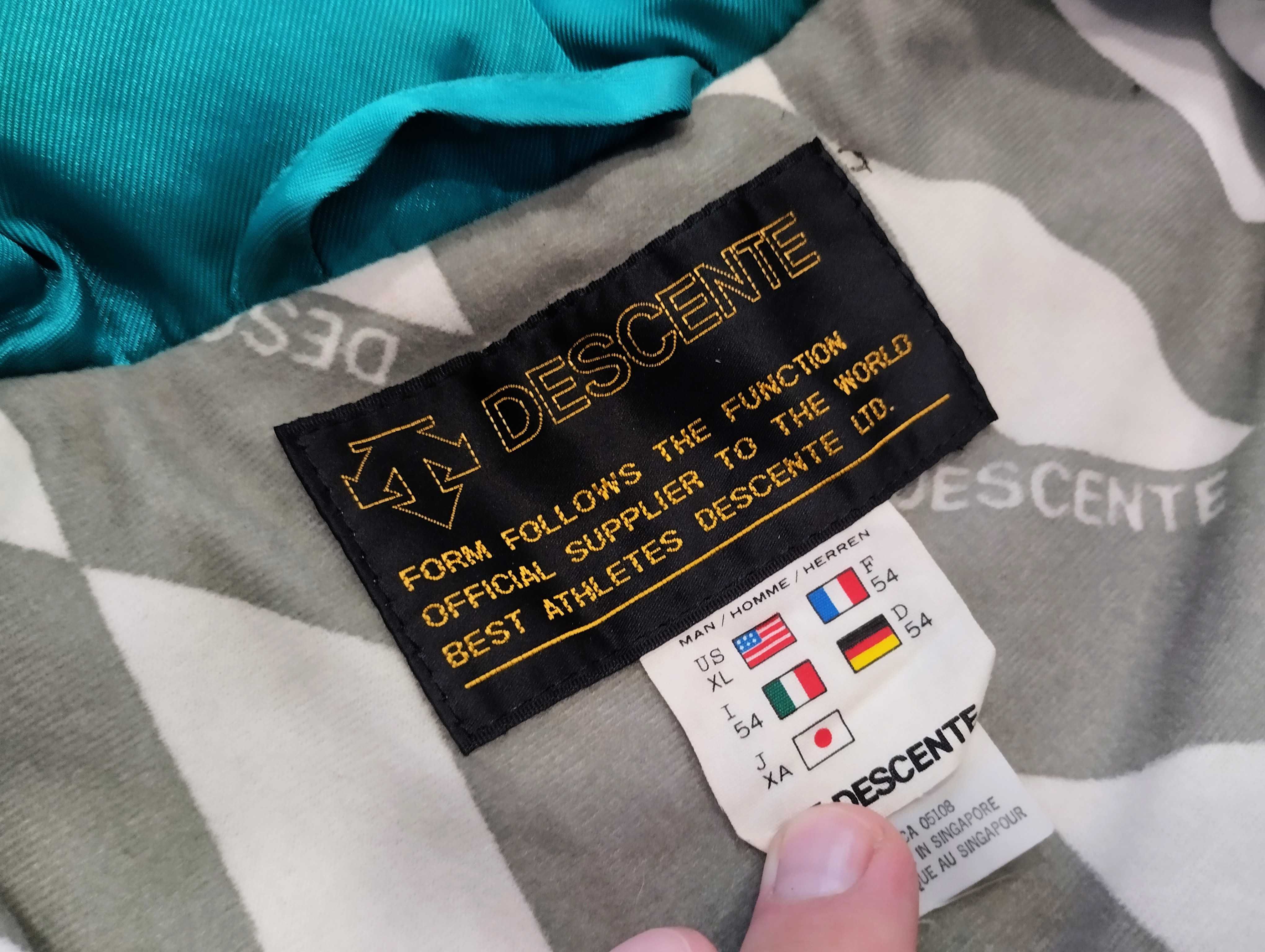 Descente strój narciarski w stylu retro rozmiar XL z USA