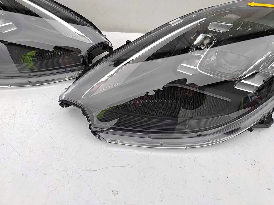 Фари Porsche Macan 95B Usa та Європа разборка фара запчастини