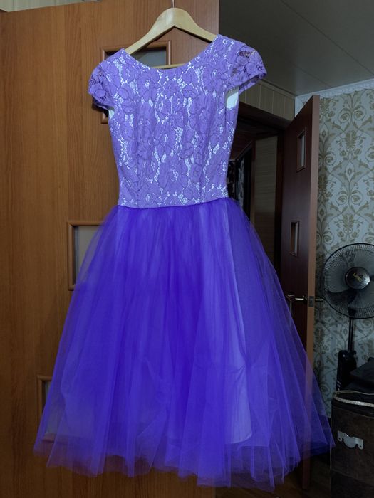 Платье с фатиновой юбкой