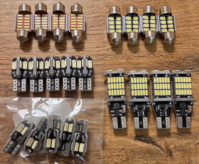 Żarówki oświetlenia wnętrza LED, mocne, białe światło - 22szt. Nowe!