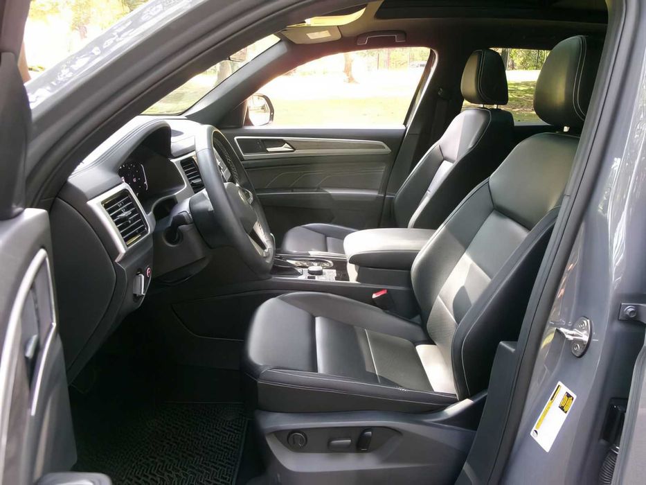 Volkswagen Atlas      2022