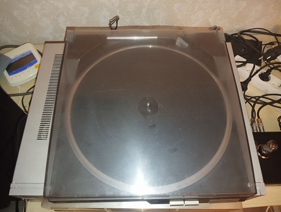 Проигрыватель винила Technics SL-JS1 Made In Jpan