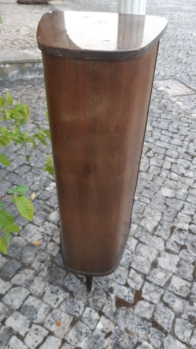 Colunas Grundig anos 50