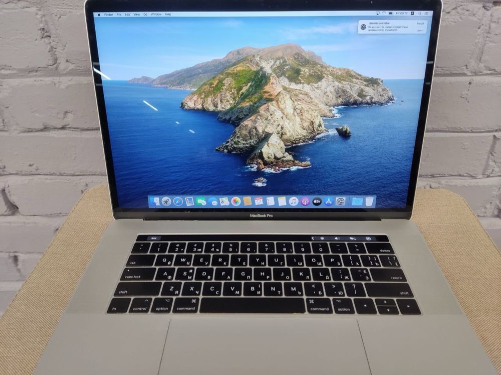 MacBook Pro 15" MV902 (i7 2.6GHz/ 256GB/ 16GB)