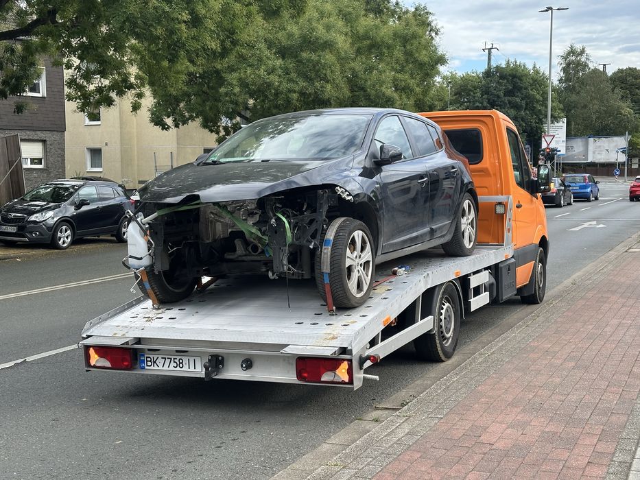 Авторозборка Megan 3 меган 3 megane 3 NV676 чорний колір шрот розборка