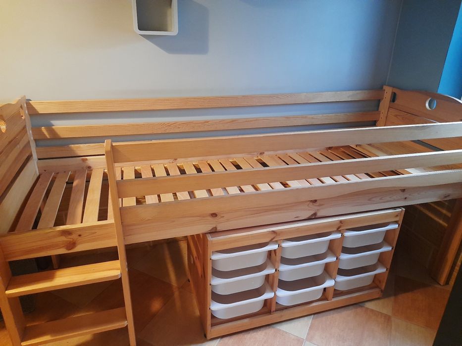 Łóżko piętrowe plus półka Ikea