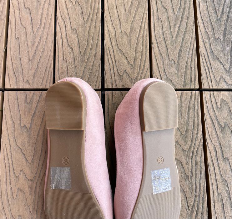 Nowe, zamszowe baleriny w szpic od Casu - pudrowy róż