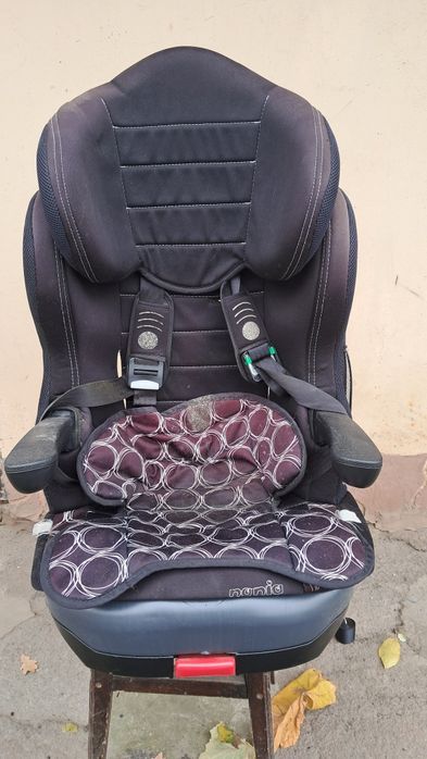 Дитяче автокрісло