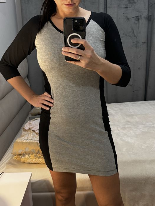 Sukienka mini Reserved rozmiar S-M