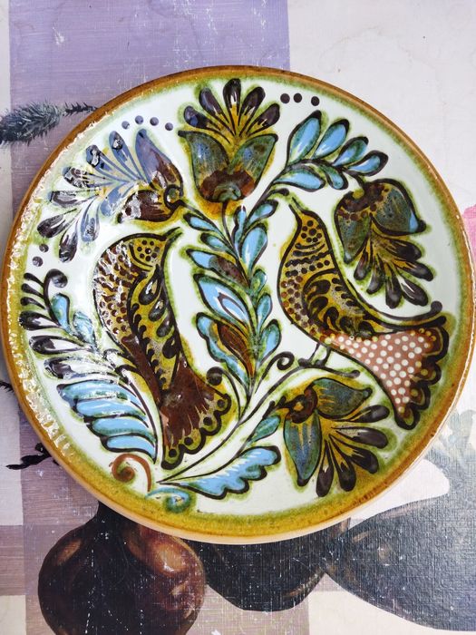 Настенная тарелка Васильковская майолика