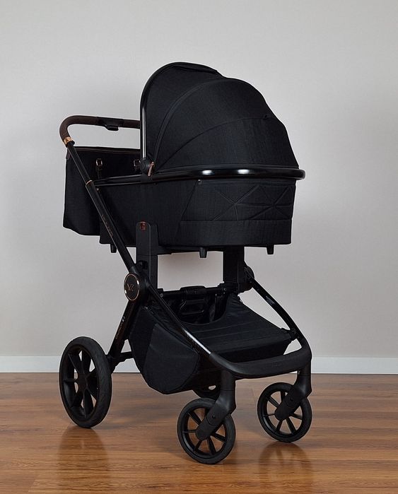 NOWY  Muuvo Quick SE 2 . Fotelik Cybex Cloud Z I-size . Wózek 3w1