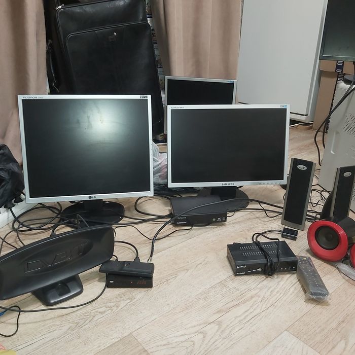 Монітор комп'ютерний