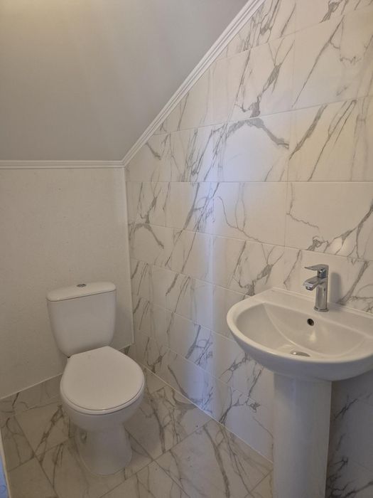 Автономний будинок для великої сім'ї в тихому місці++бізнес