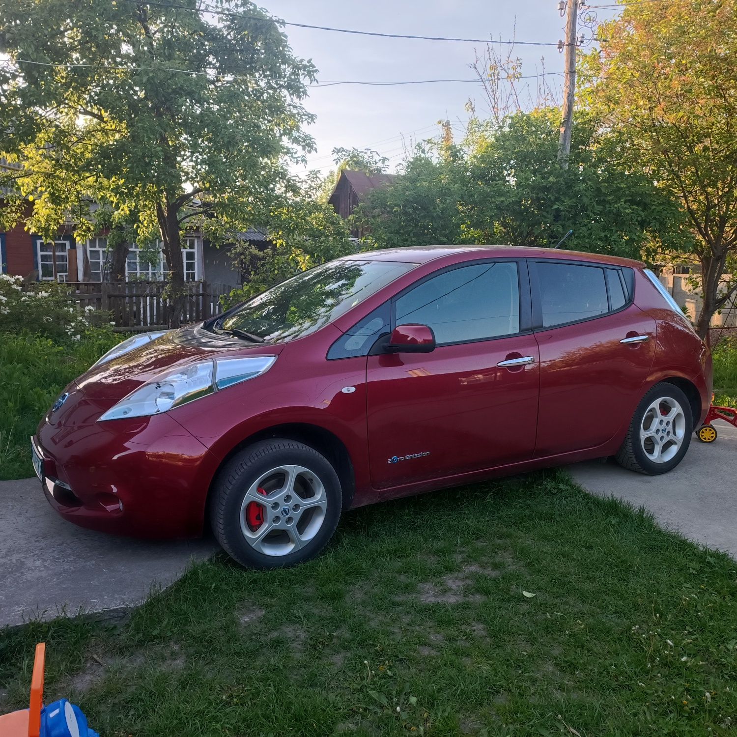 Nissan leaf 2014