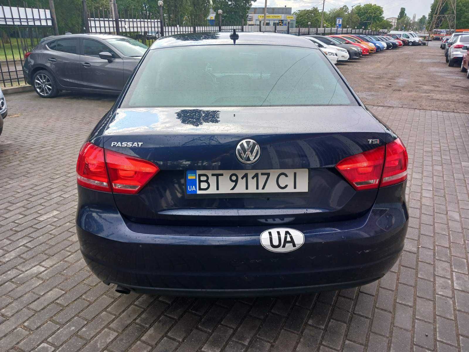 Volkswagen Passat 2014 року 1,8 л./бензин