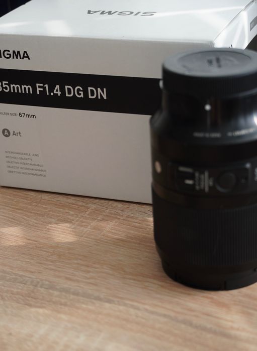 Обʼєктив sigma 35mm  f1.4