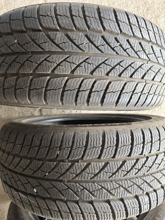 Opony Zimowe Paxaro 235/45R18 2021 rok