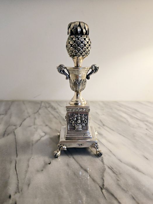 Paliteiro em prata portuguesa cabeça de águia.