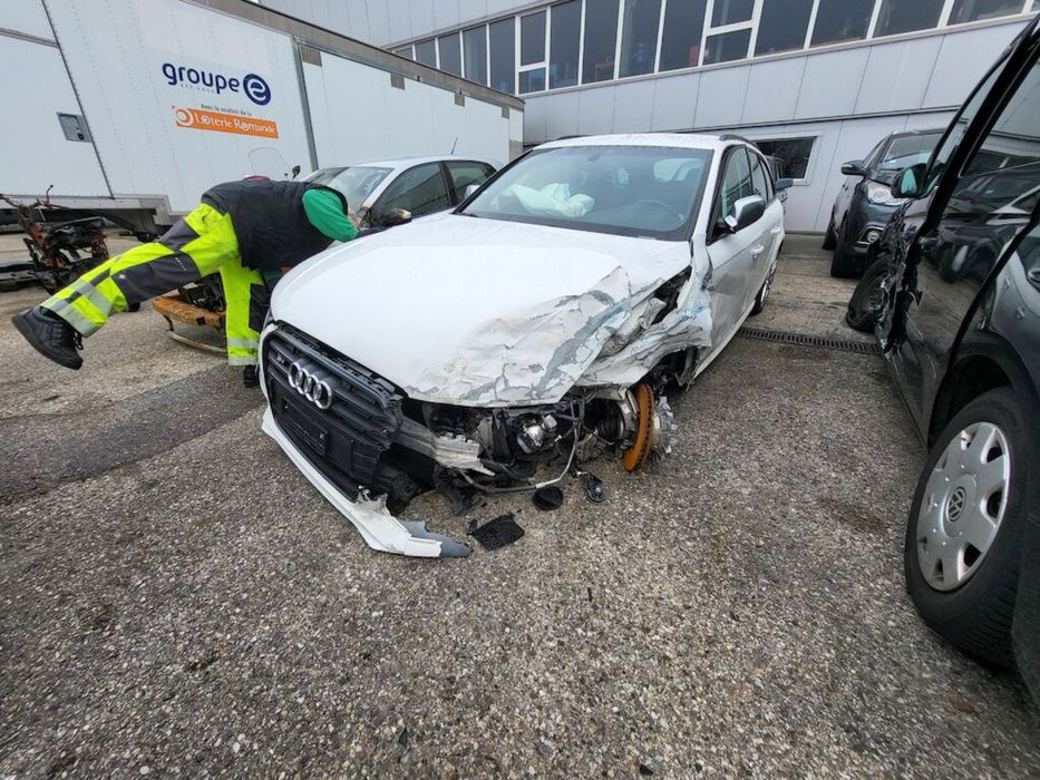 AUDI A4 S4 B8 LY9C błotnik drzwi klapa zderzak lusterko części