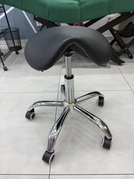 Крісло сідло для майстрів