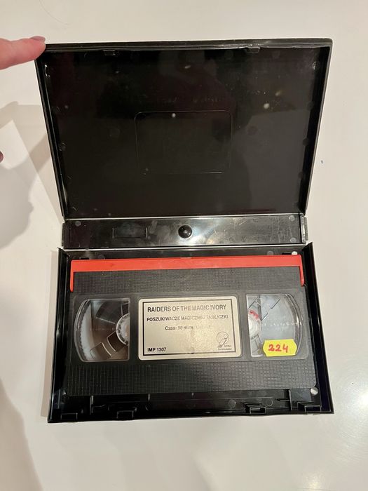 Poszukiwacze magicznej tabliczki kaseta VHS