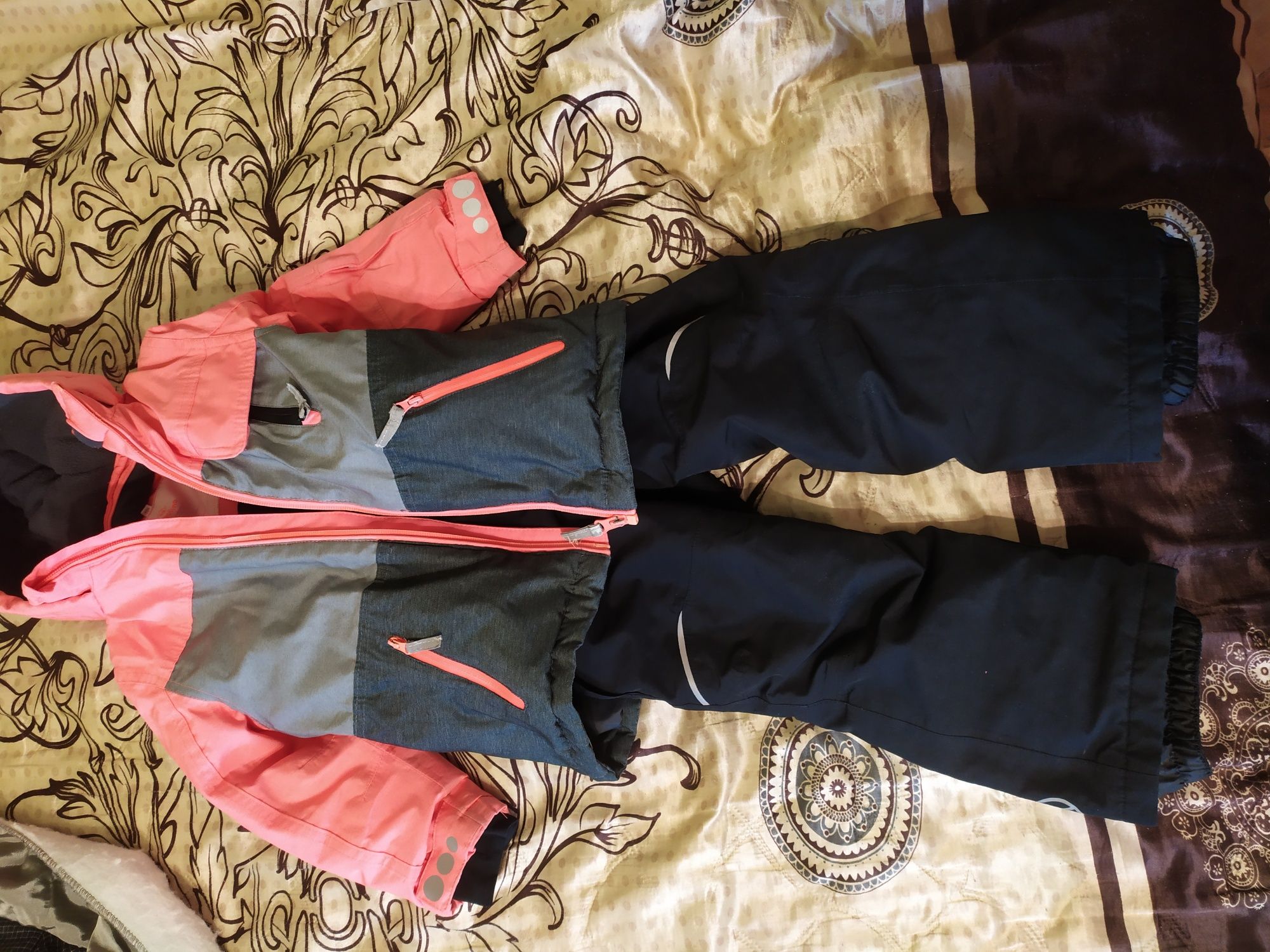Зимова  куртка+ штани Тополіно 104