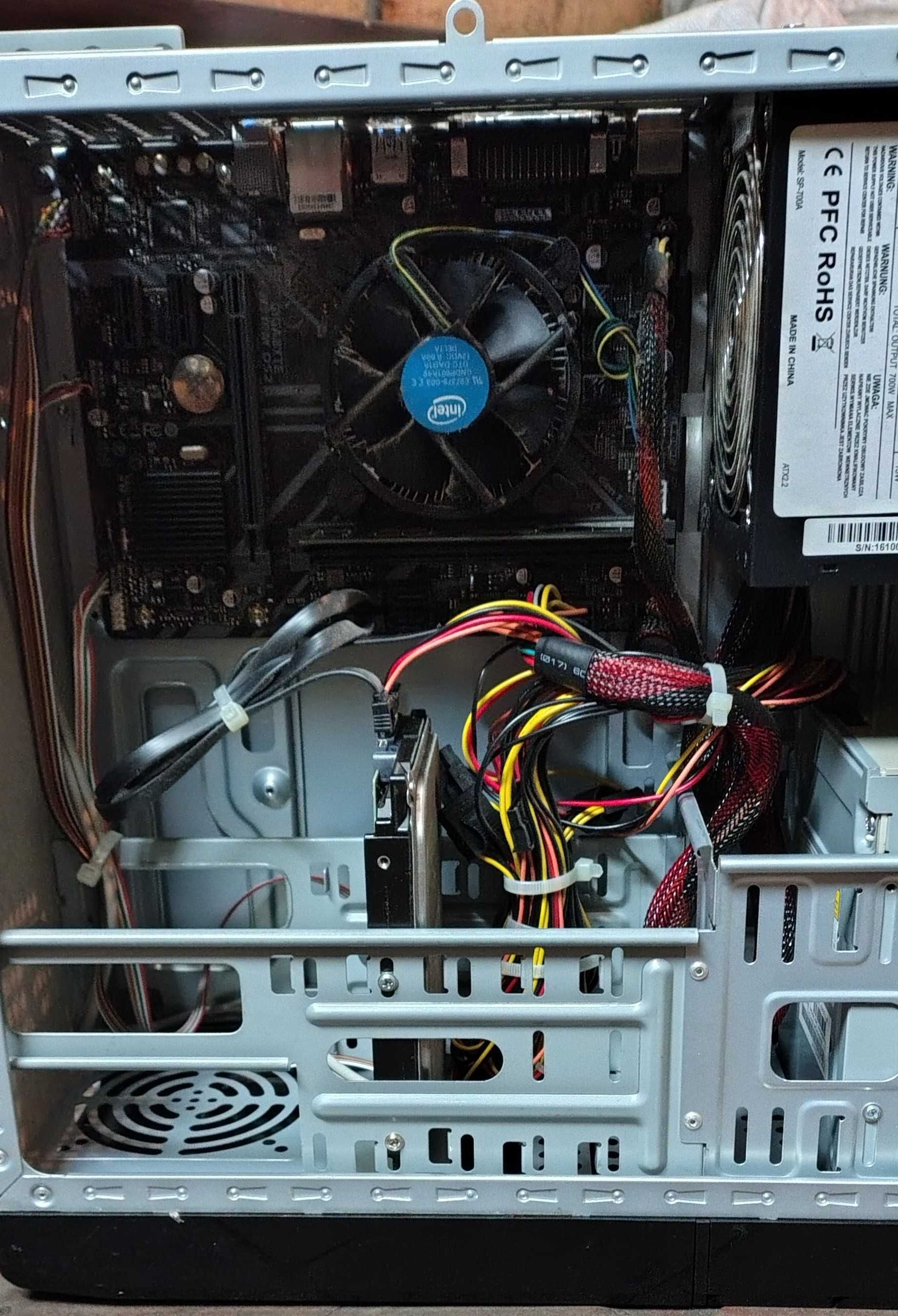 KOMPUTER i5 - 8400 / DDR 8GB + monitor LG