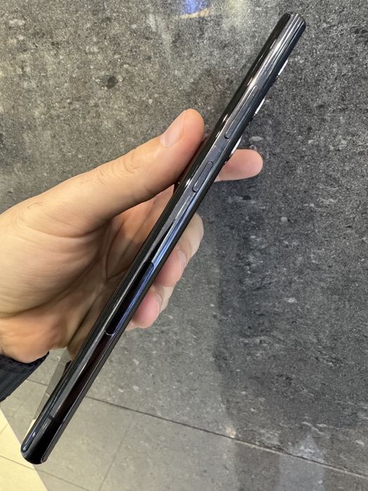 Samsung S22 Ultra 128Gb ( Snapdragon )
Привозився з США, тому має