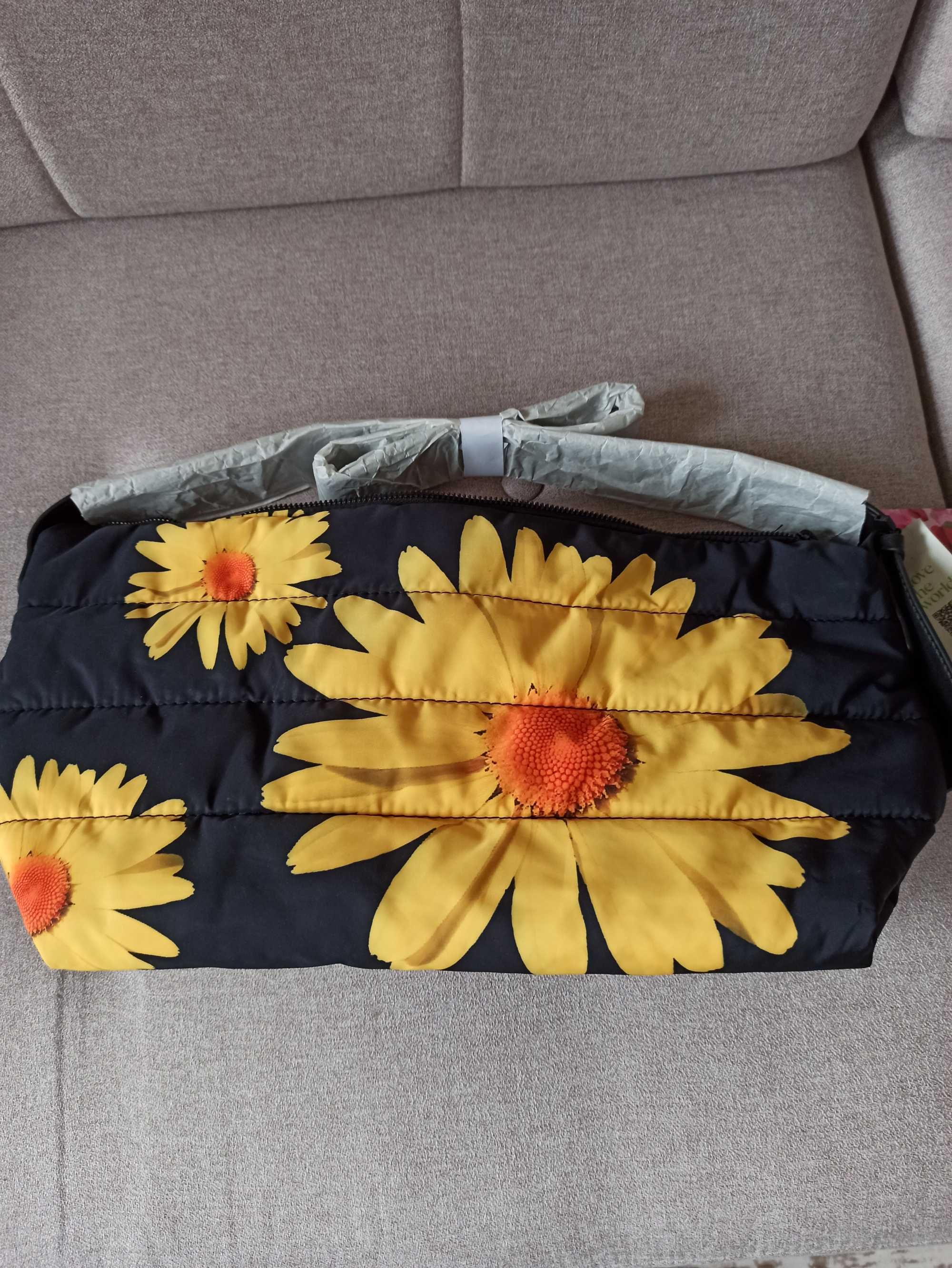 Nowa torebka damska desigual w słoneczniki