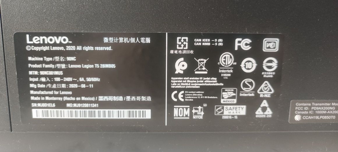 Komputer gamingowy plus monitor