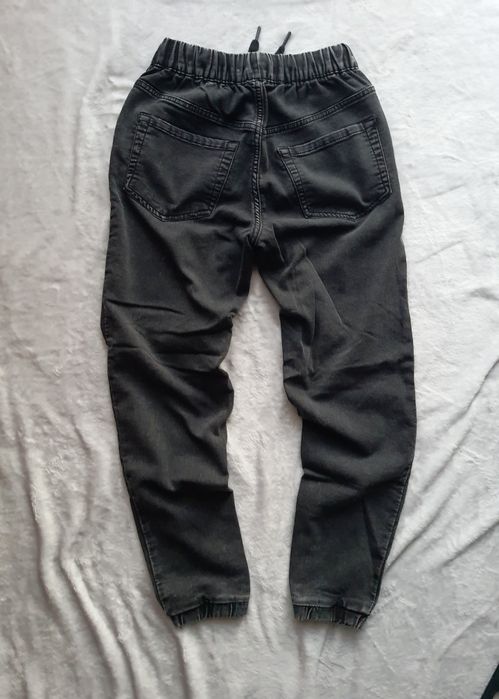 Joggery damskie Cropp