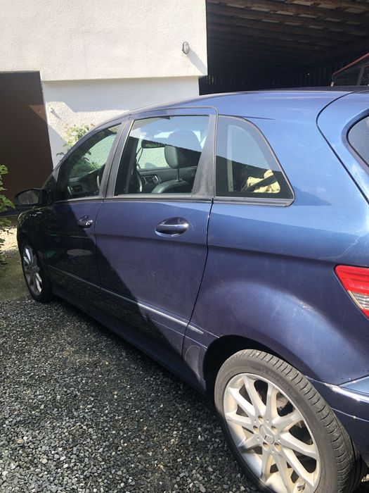 Mercedes B180 Automat skóra