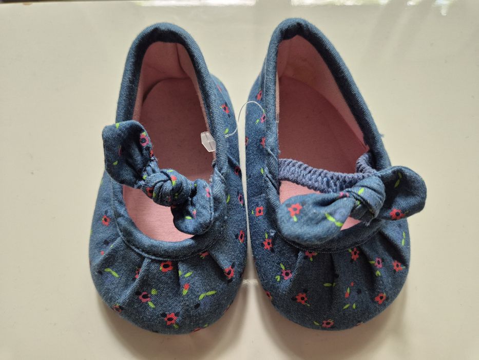 Buty dla niemowlaka