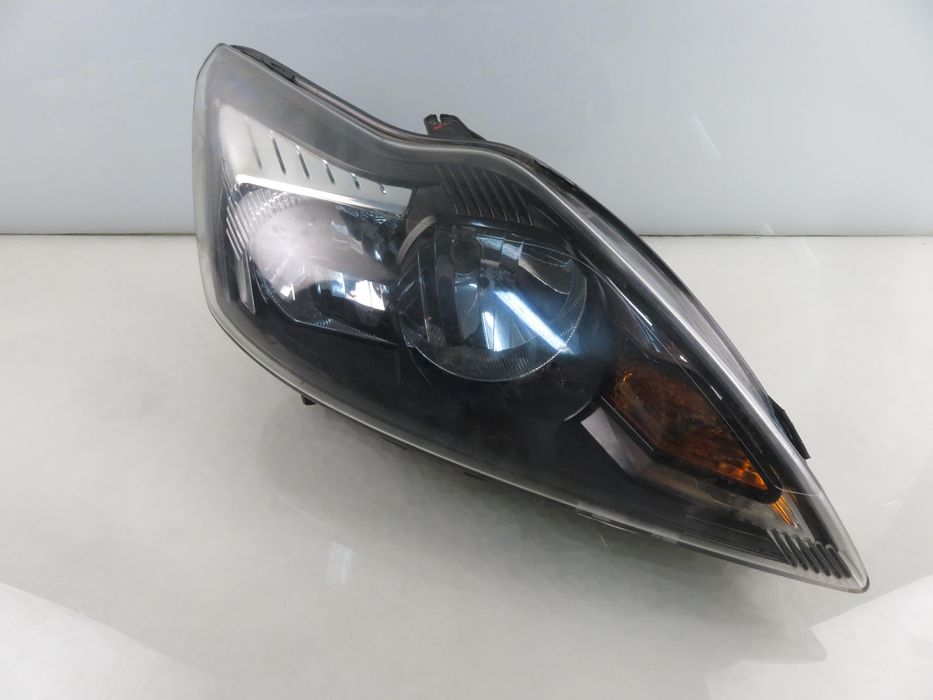 Lampa Prawa Przednia Ford Focus Mk2 Lift