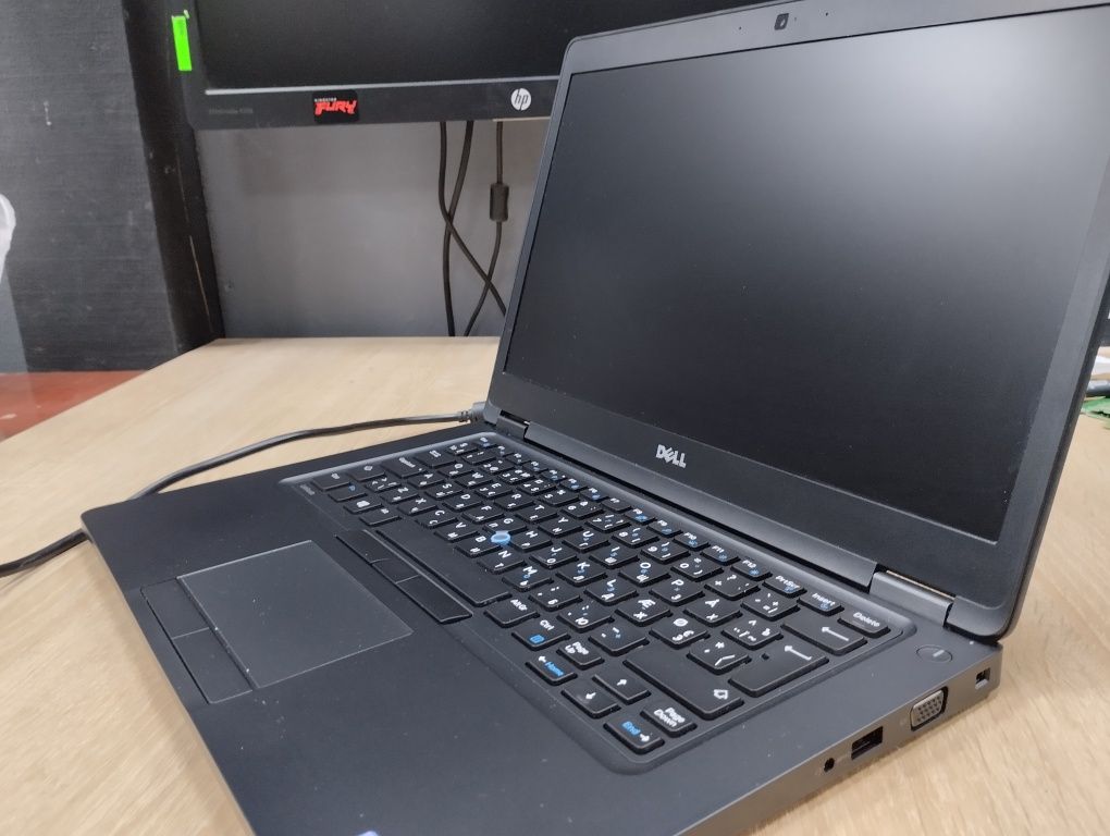 Ноутбук Dell Latitude 5480/ i5-6300u/ 1920x1080 iPS