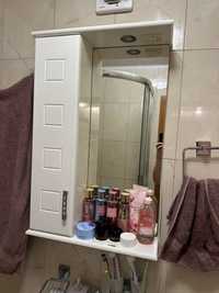 Шафа із дзеркалом у ванну кімнату