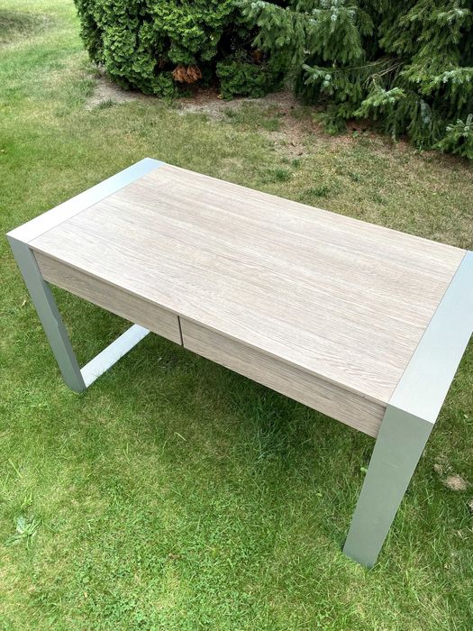 Komplet mebli do pokoju ucznia - biurko, szafka i komoda