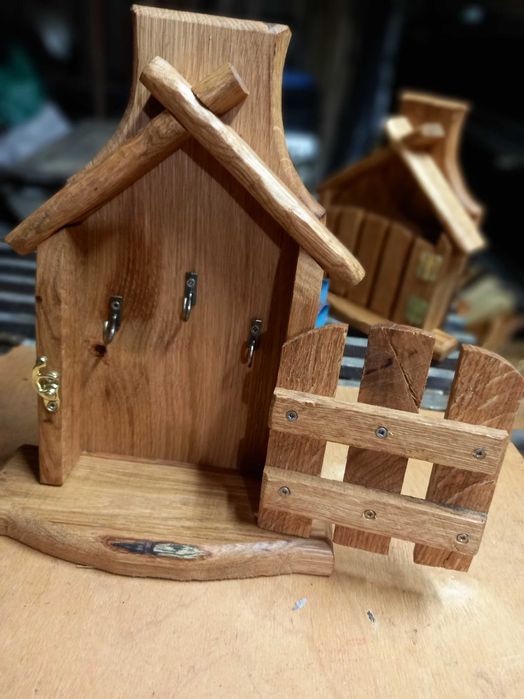 Ключниці з дерева