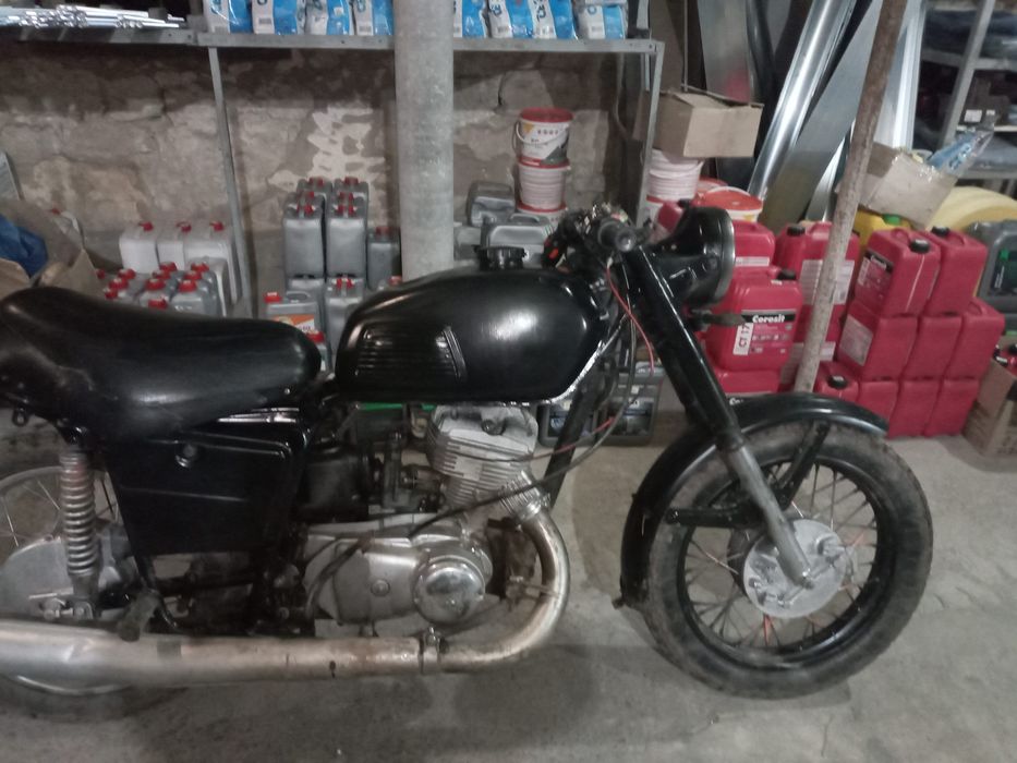 Продаю иж планета 5