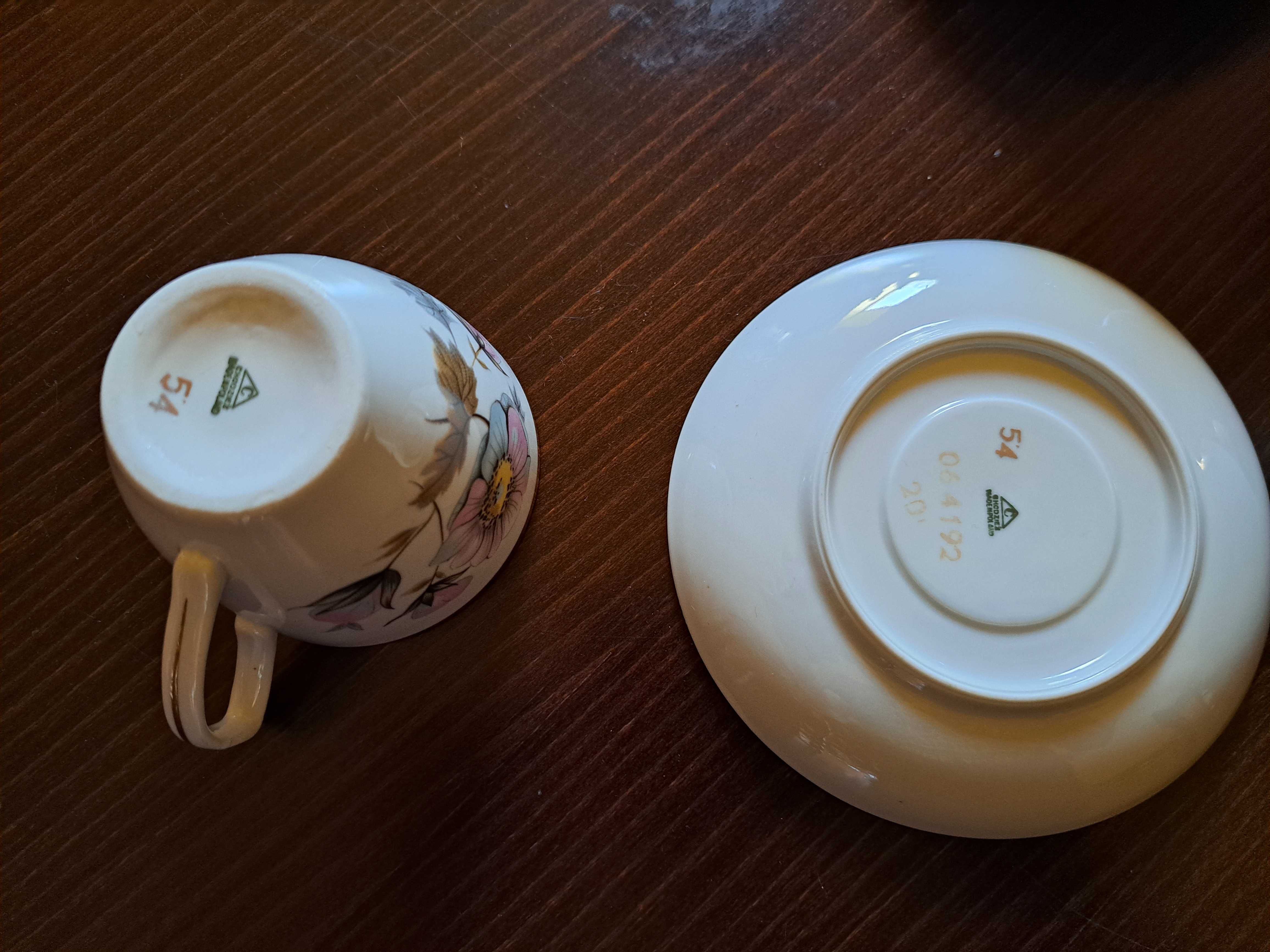 Sprzedam Serwis kawowy na 6 osób porcelana Chodzież lata 60