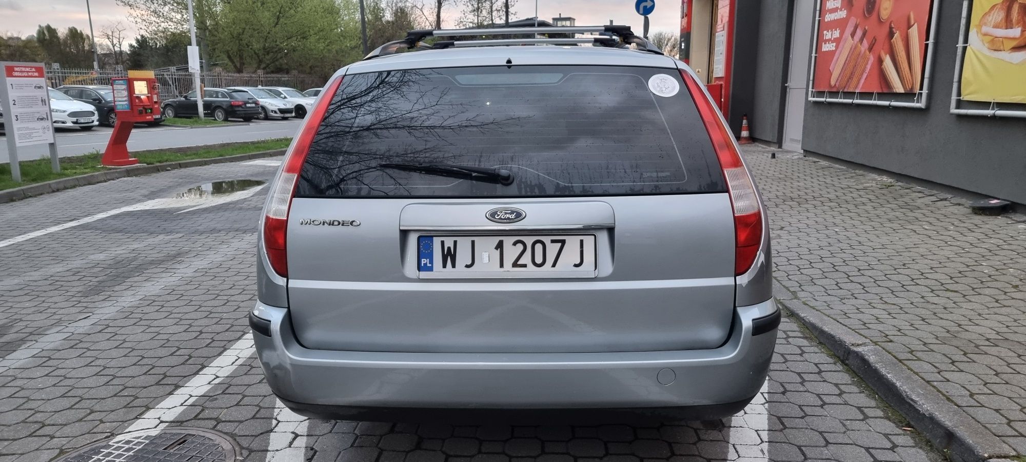 Ford Mondeo mk3 1.8 92kW 123 KM benzyna