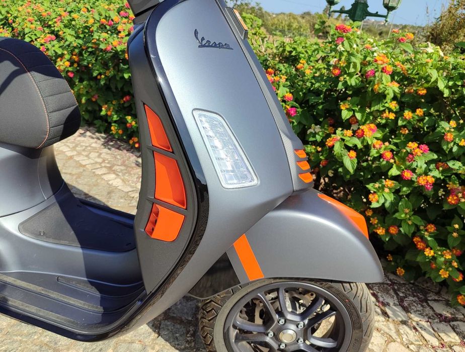 Vespa GTS 300 Super Sport, 07/2024, estado impecável! Preço alterado