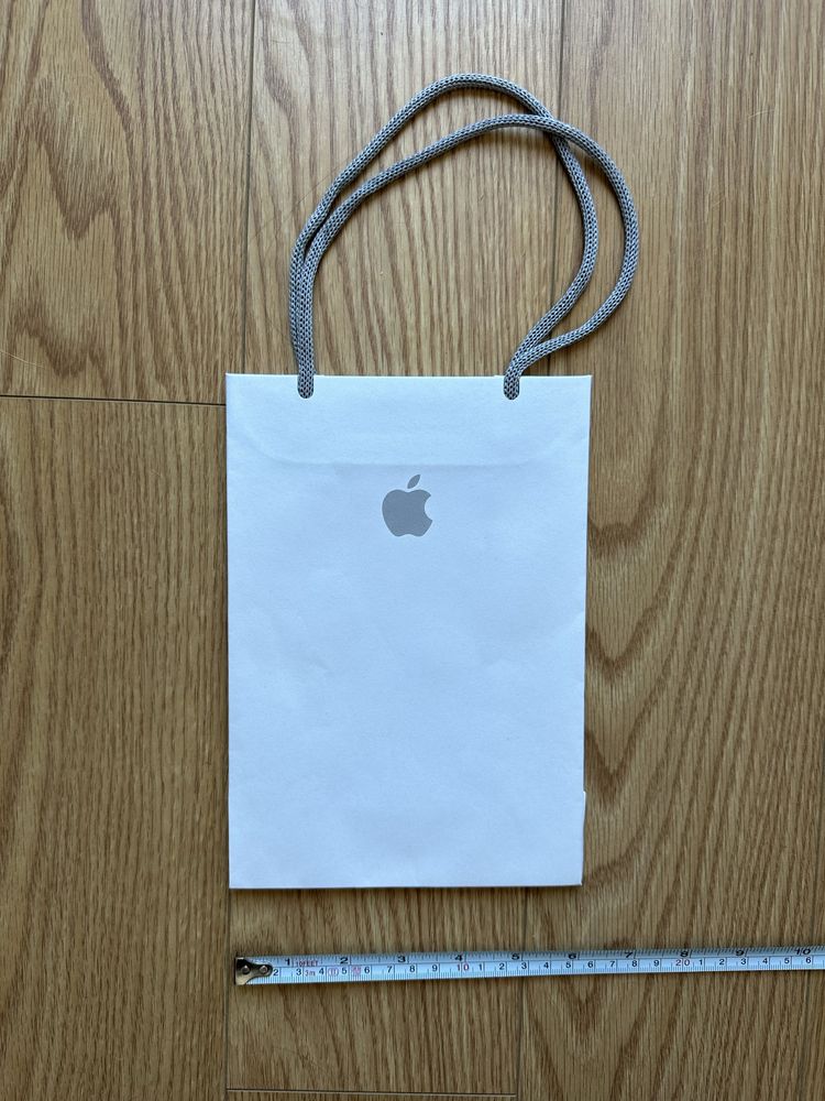 Паперовий пакет apple - оригінал від покупки техніки в Європі