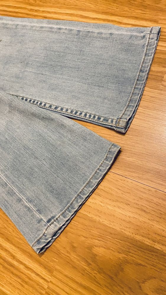 Calça Jeans Levi’s 511  S crinaça em excelente estado