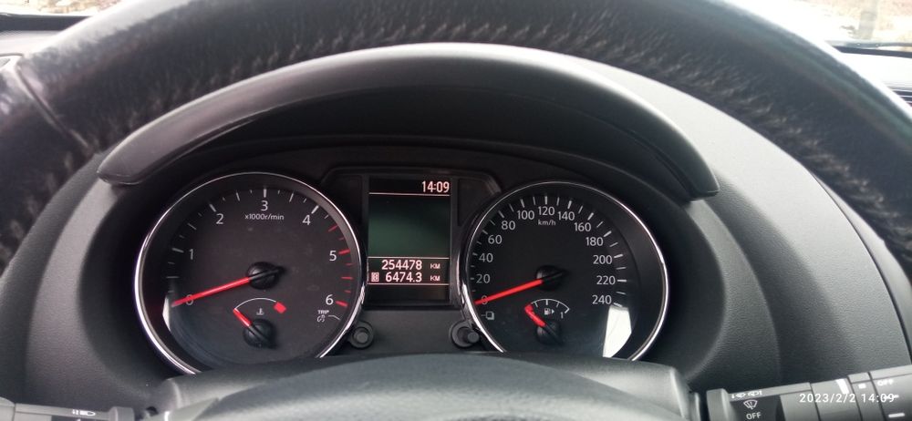 Продам Nissan Qashqai +2 2011