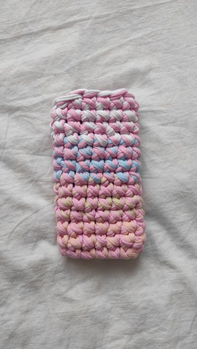 Kolorowy pokrowiec na telefon