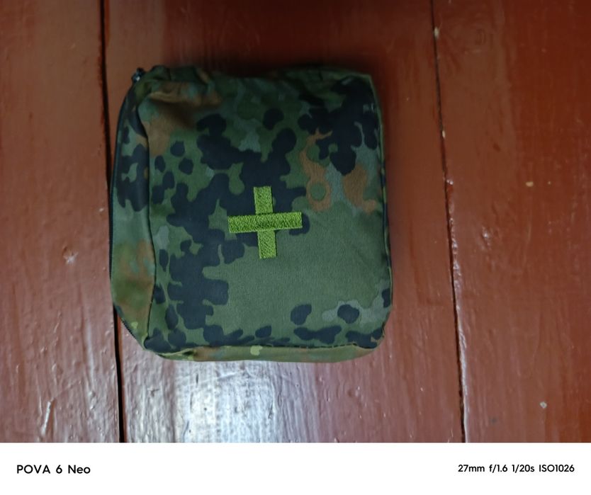 Плитоноска з аптечкою