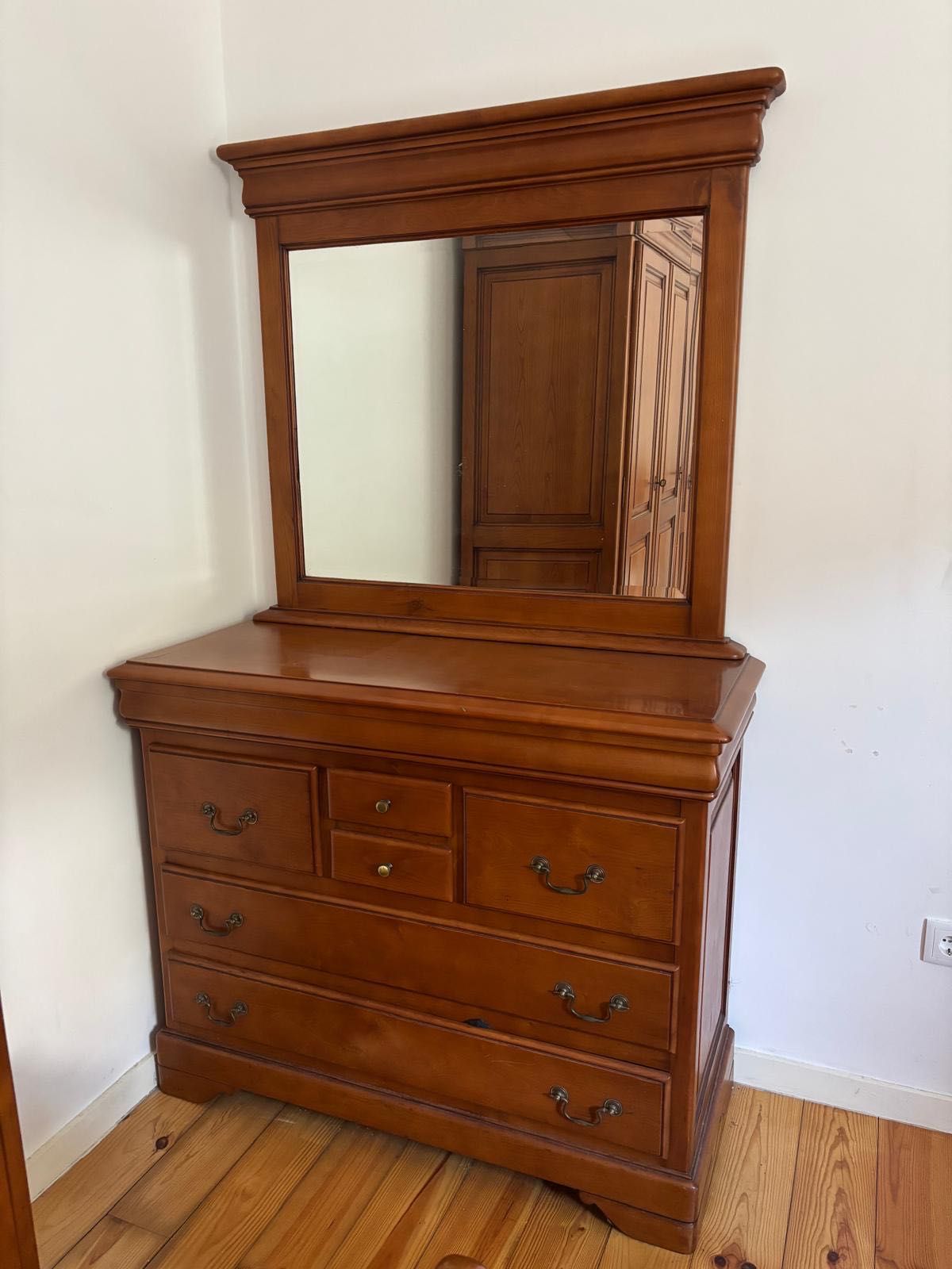 Quarto de casal em bom estado